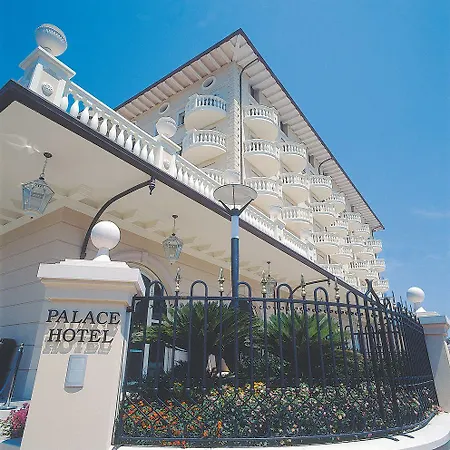 Palace 5*