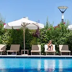 Palace Hotel