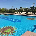 Palace 5*