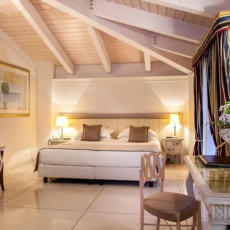 Palace 5*