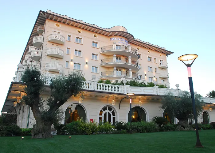 Palace 5*