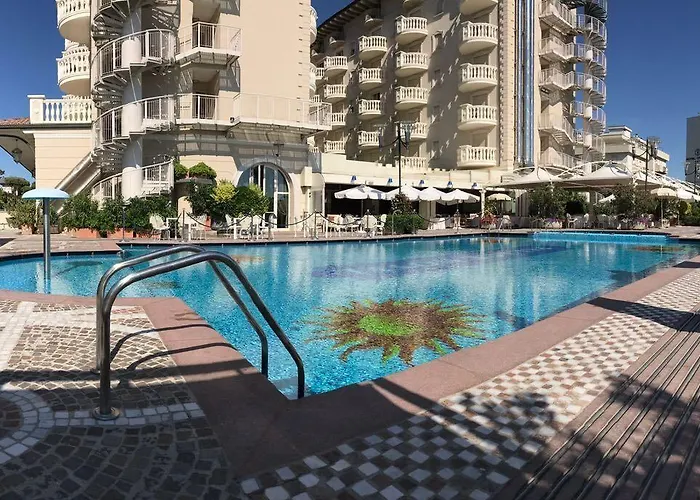 Palace 5*
